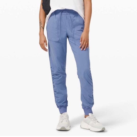 Lululemon Beyond the Studio Jogger Water Drop Purple Size 16 - Picture 1 of 14